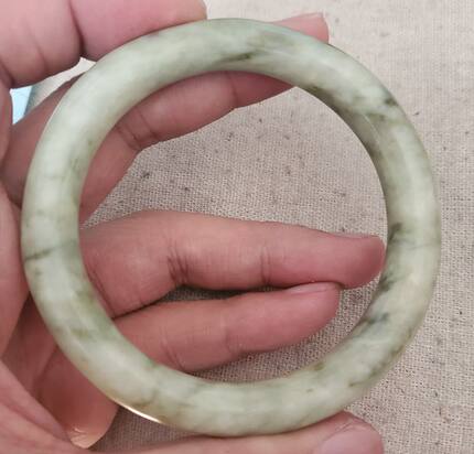 原矿天然A货无优化蛇纹和田玉手镯手环翠青带证书圈口61MM 10号