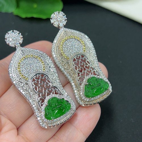 翡翠天然A货52MM佛公吊坠一枚价格随机发