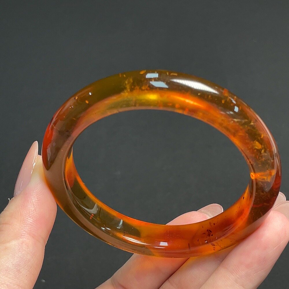 缅甸琥珀特色爆花料手镯镯子圈口56.2MM17.8克