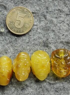 蜜蜡 金珀 罗汉 小雕件 背云 地主佛头 尺寸见对比图 Z21