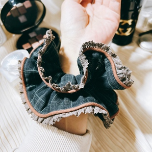 韩国进口东大门韩剧同款 复古英伦格纹布艺蕾丝大肠发圈皮筋头绳