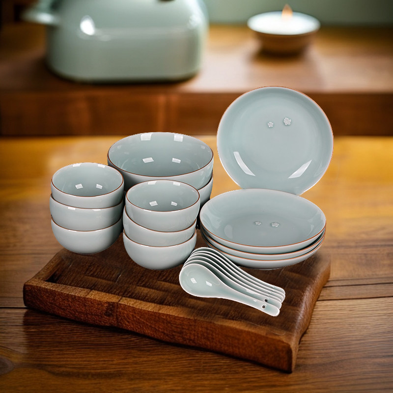 精品青瓷白鱼梅花家用餐具米饭碗菜盘勺子陶瓷24头中式餐具套装