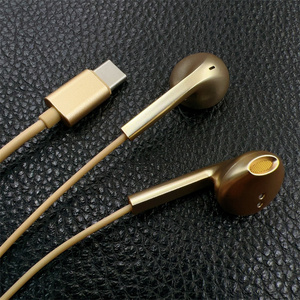 定制type-c耳机有线半入耳式高音质游戏音乐重低音线控带麦手机