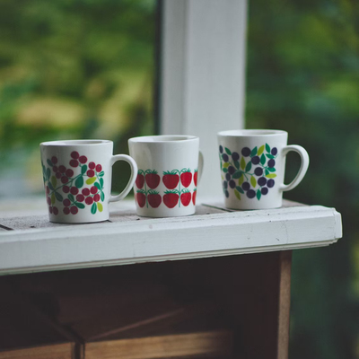 日本限定arabia pomona草莓蓝莓马克杯圆碟小碗陶瓷餐具