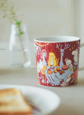 日本代购Arabia Moomin姆明80周年节庆时刻陶瓷马克杯咖啡杯