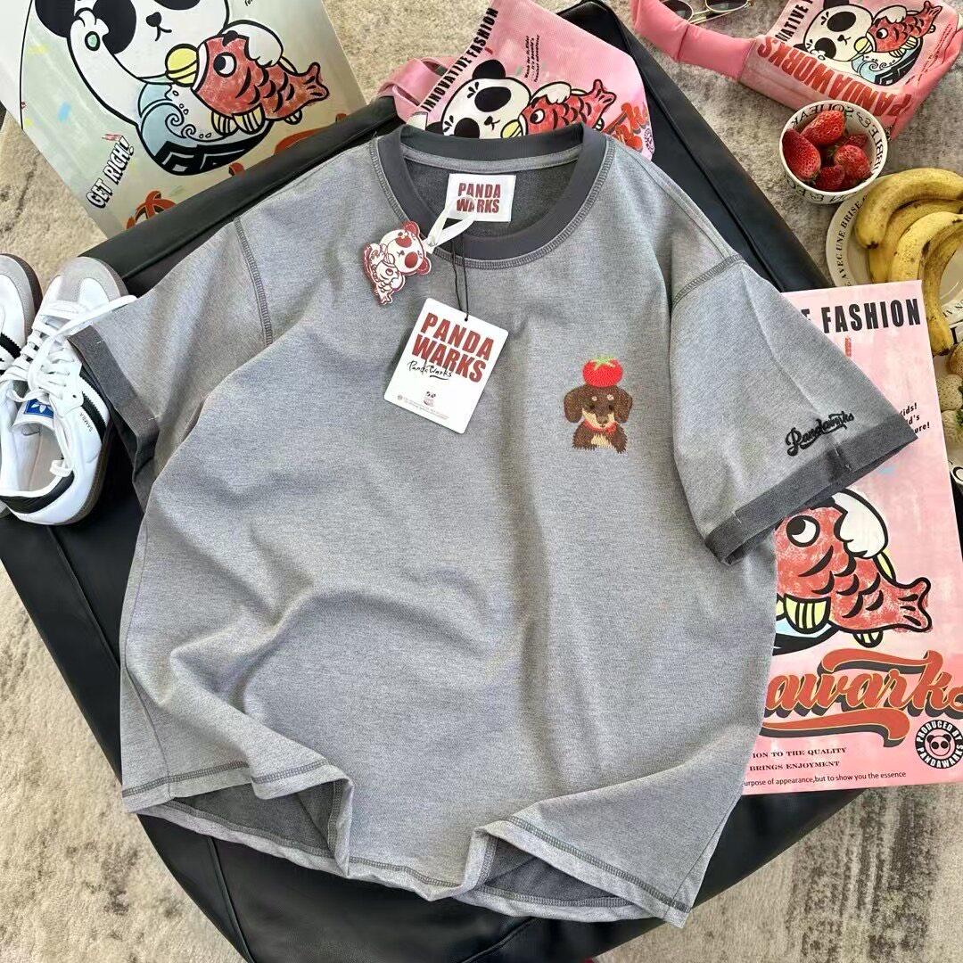 简单又高级~pandawarks熊猫纸袋家砂洗感翻边刺绣小狗短袖T恤女夏