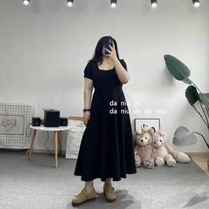 法式复古方领立体剪裁显瘦显高大码连衣裙大牛家大码女装胖MM百搭
