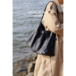 HOUSE HIYA可调节肩带头层牛皮hobo大容量单肩斜挎包通勤百搭