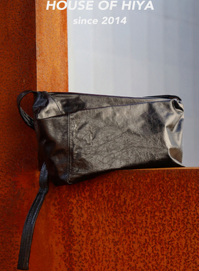 HOUSE OF HIYA 头层油蜡牛皮宽肩带斜跨包单肩斜挎包简约宽肩带