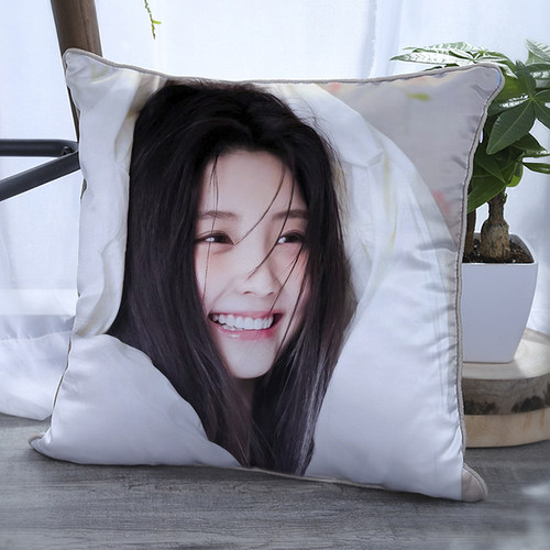 ILLIT同款李沅禧周边抱枕wonhee照片专辑应援礼物女生枕头