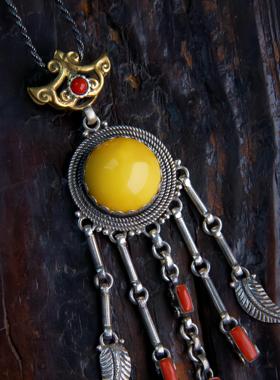 有禾独家 | 尼泊尔925纯银手工银饰天然老蜜蜡项链吊坠藏式民族风