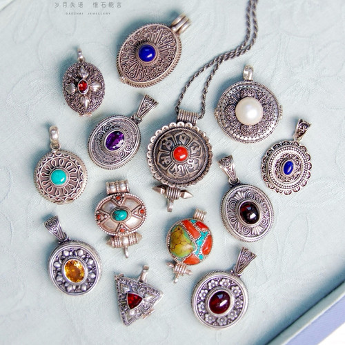 天然多宝彩宝嘎乌盒吊坠尼泊尔925纯银纯手工藏式青金珍珠石榴石