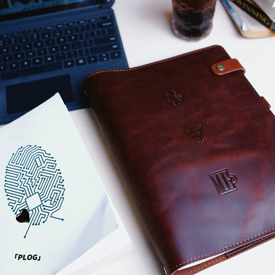 真皮笔记本A4复古商务会议记事本