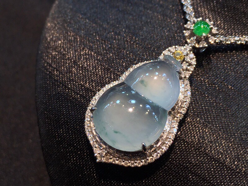 精选翡翠白冰种葫芦吊坠女款银镶嵌锆石伴钻翡翠色处理锁骨链送礼