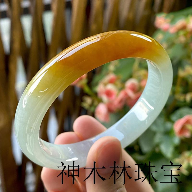 缅甸冰糯种白底飘鸡油黄翡翠色黄翡玉镯女款正圈贵妃玉手镯高级感