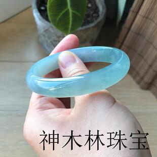 缅甸翡翠色冰种玉手镯子浅绿飘花女款飘绿浅蓝时尚高级感正圈玉镯
