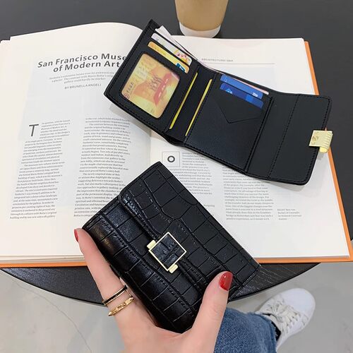 钱包女短款欧美鳄鱼纹折叠零钱夹