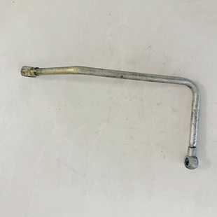 适用于纳威斯达190马力迈斯福4.8增压器进油管8000703C2原厂拆机