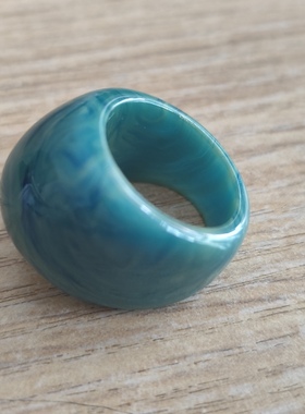 中东蜜蜡孔雀蓝雪山戒指马鞍戒时尚饰品