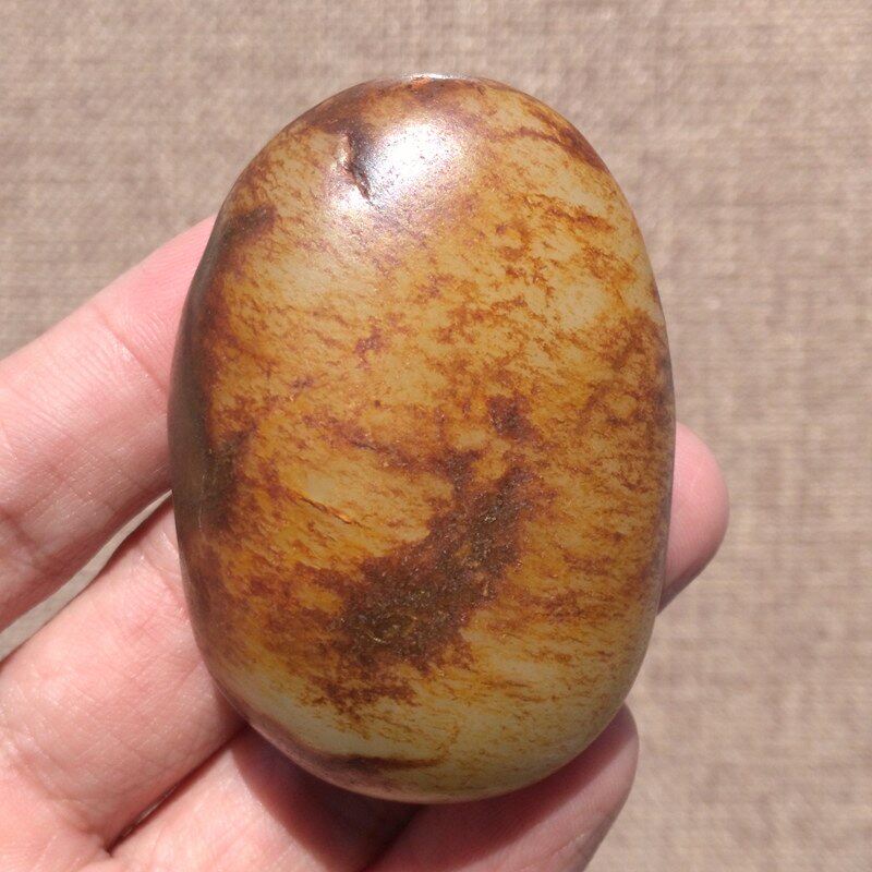 和田玉独籽原石吊坠枣红皮白玉