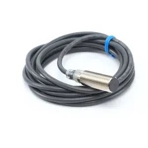 E2B-M18KS08-WZ-C1 2M OMS - 接近传感器/接近开关