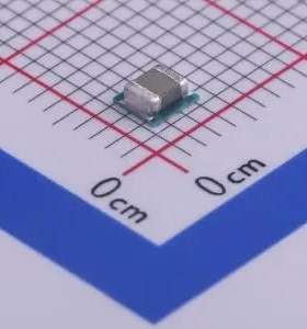 TPS82085SILR USIP-8 集成电感的高效降压转换器MicroSiP模块 DC-