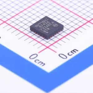 LAN8742A-CZ QFN-24-EP(4x4) 以太网收发器
