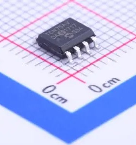 TCN75AVOA713 SOIC-8 温度传感器