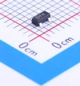 2SD596(RANGE:200-320) SOT-23 hfe=200~320 NPN 电流:700mA 电压