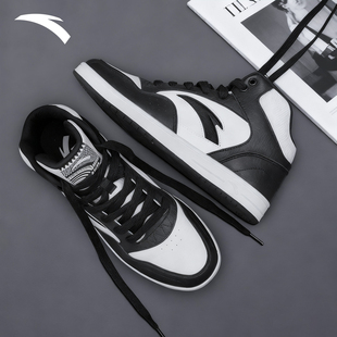 高帮板鞋 耐磨防滑学生休闲鞋 冬季 复古黑白百搭运动鞋 新款 安踏男鞋