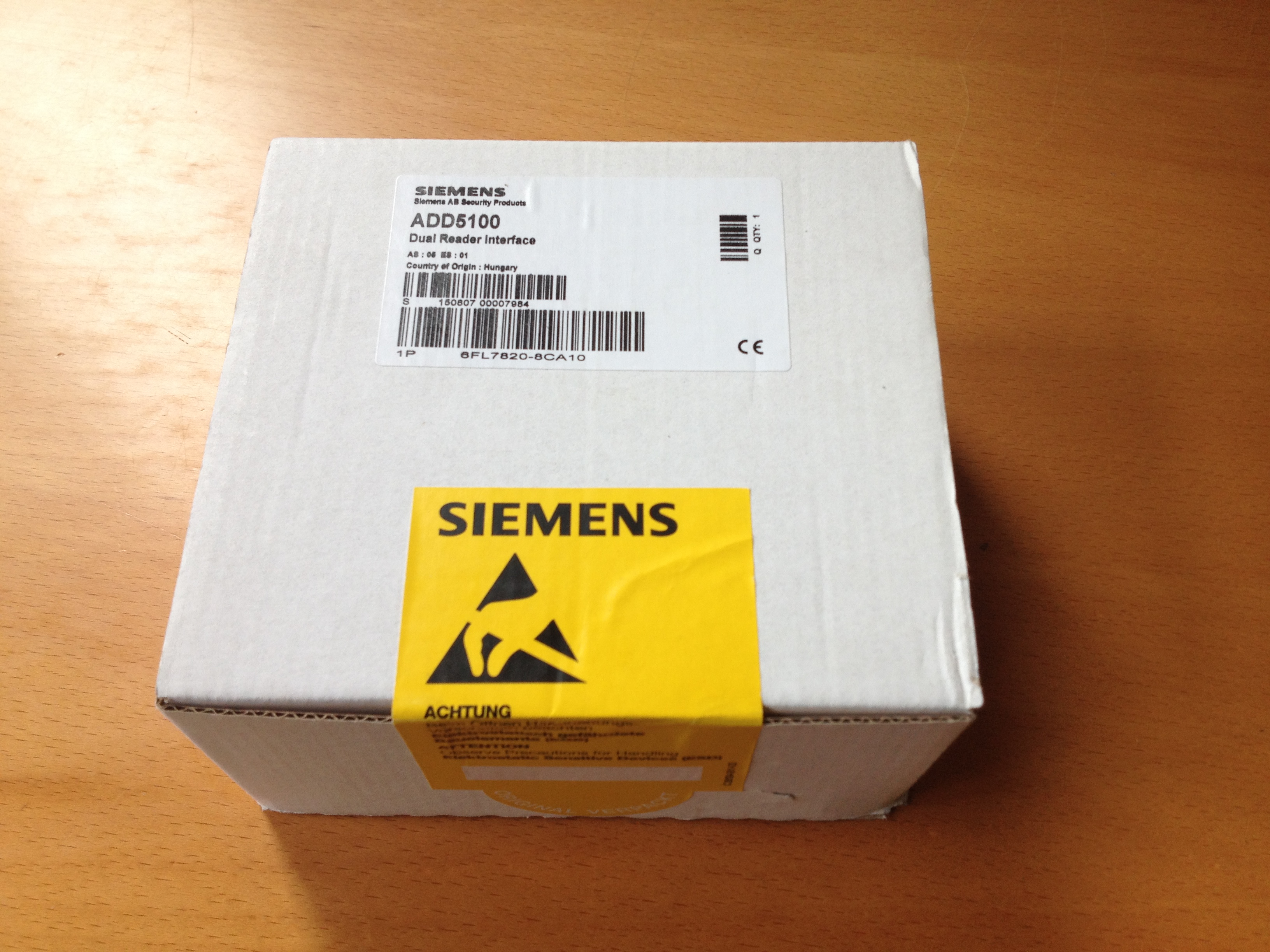 brand new Germany siemens Access control card reader Interface modular -ADD5100-DRIin the Electronic/Electrician , Smart Home System , Building intelligent systems , Access control  category - from Buy2taobao.com to provide professional Taobao agent buy service