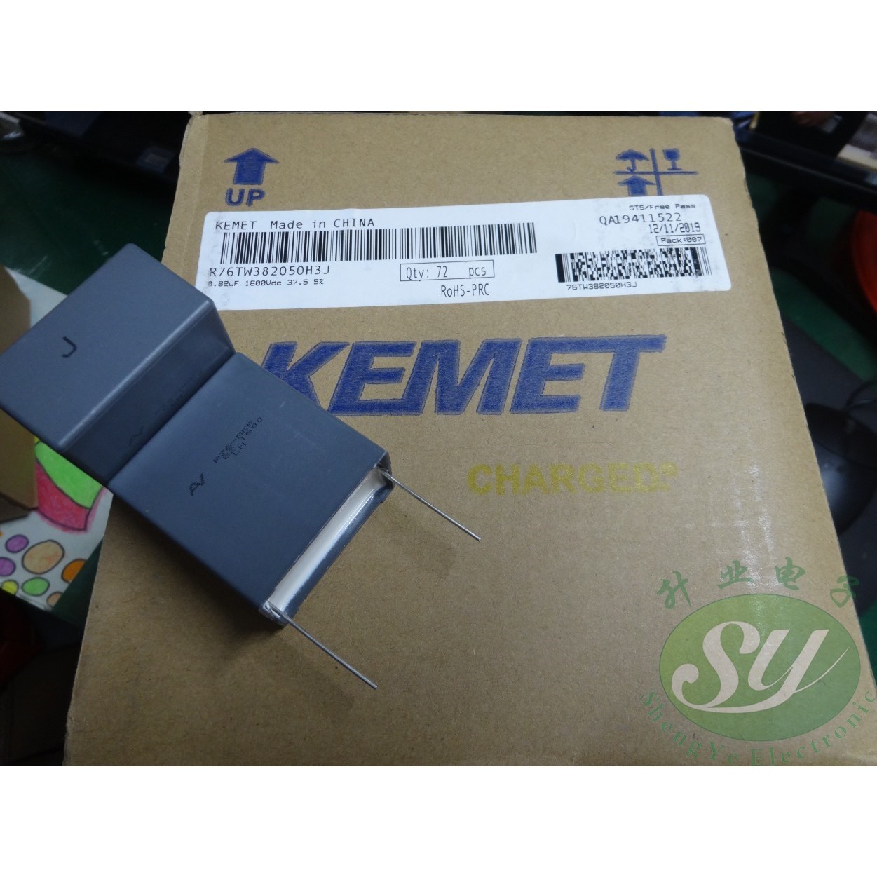 KEMETAVR760.82uf/1600V820n