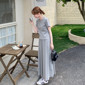 灰色慵懒风绑带连衣裙女2025夏季新款韩系设计感休闲收腰显瘦长裙图片