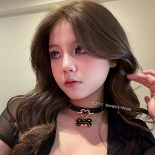 七了个三「爱意停留」骨头吊坠蛇纹pu项圈choker颈带脖环个性饰品