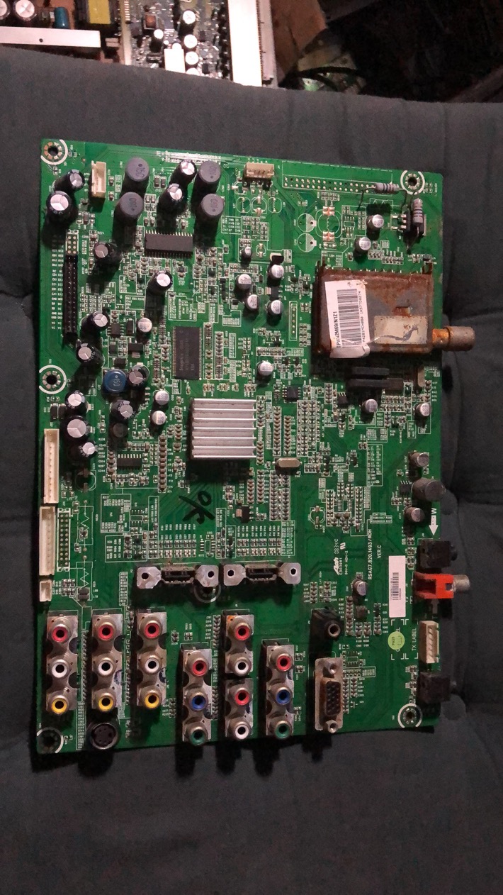 原装海信TPW42M69 主板RSAG7.820.1493/ROH 屏S42AX-YB04/YD05