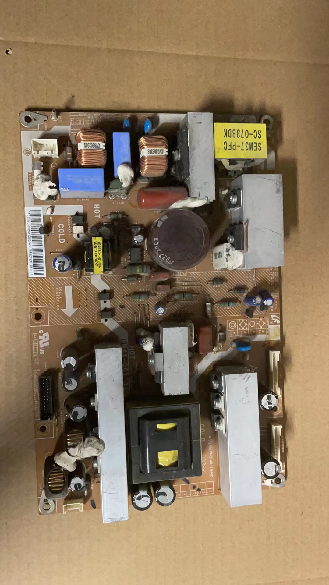 三星LA37S81B LA37R81B电源板BN44-00157A PSLF231501A