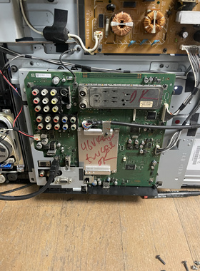 KDL-46V4800主板1-877-368-11屏LTY460HE02