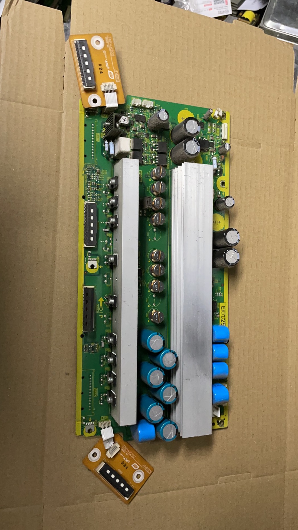 松下TH-50PV70C长虹PT50600 Z板SS板TNPA4187