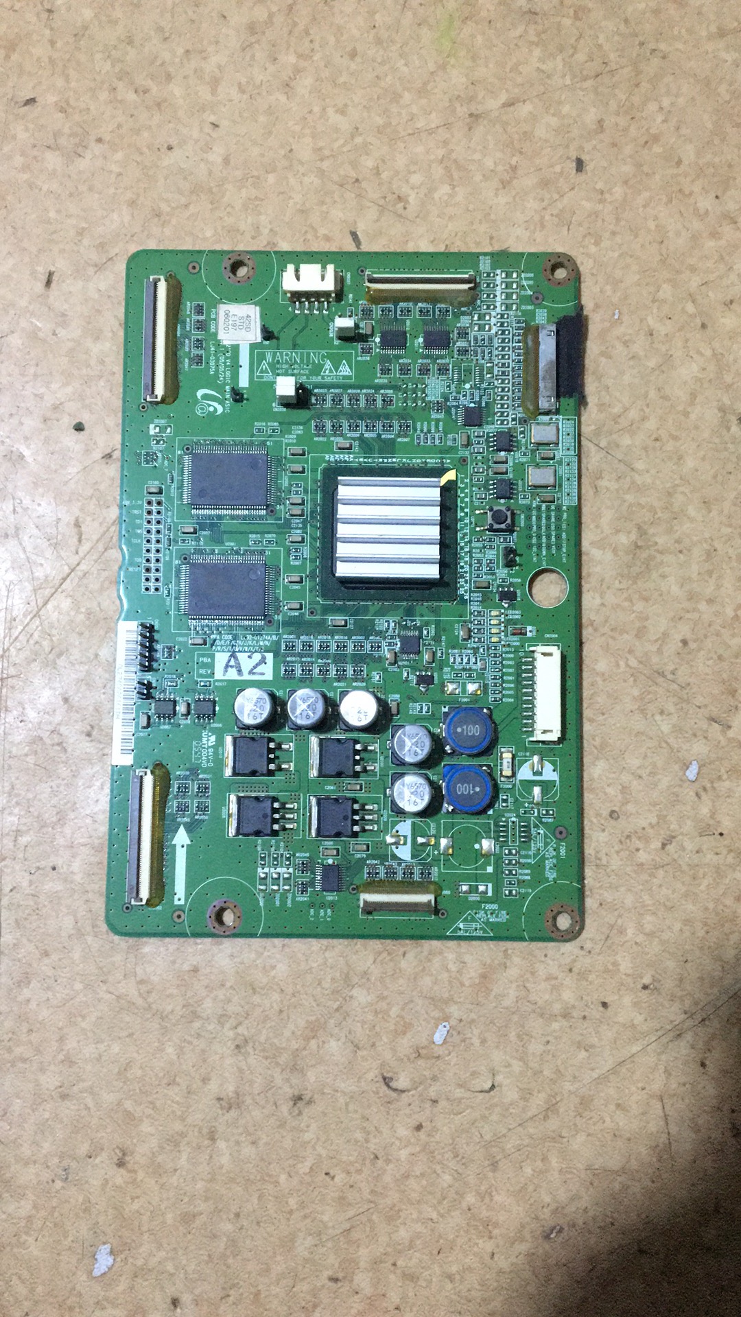 飞利浦42PF7320/93 创维43PCAHV长虹PT4209 逻辑板 LJ41-03075A