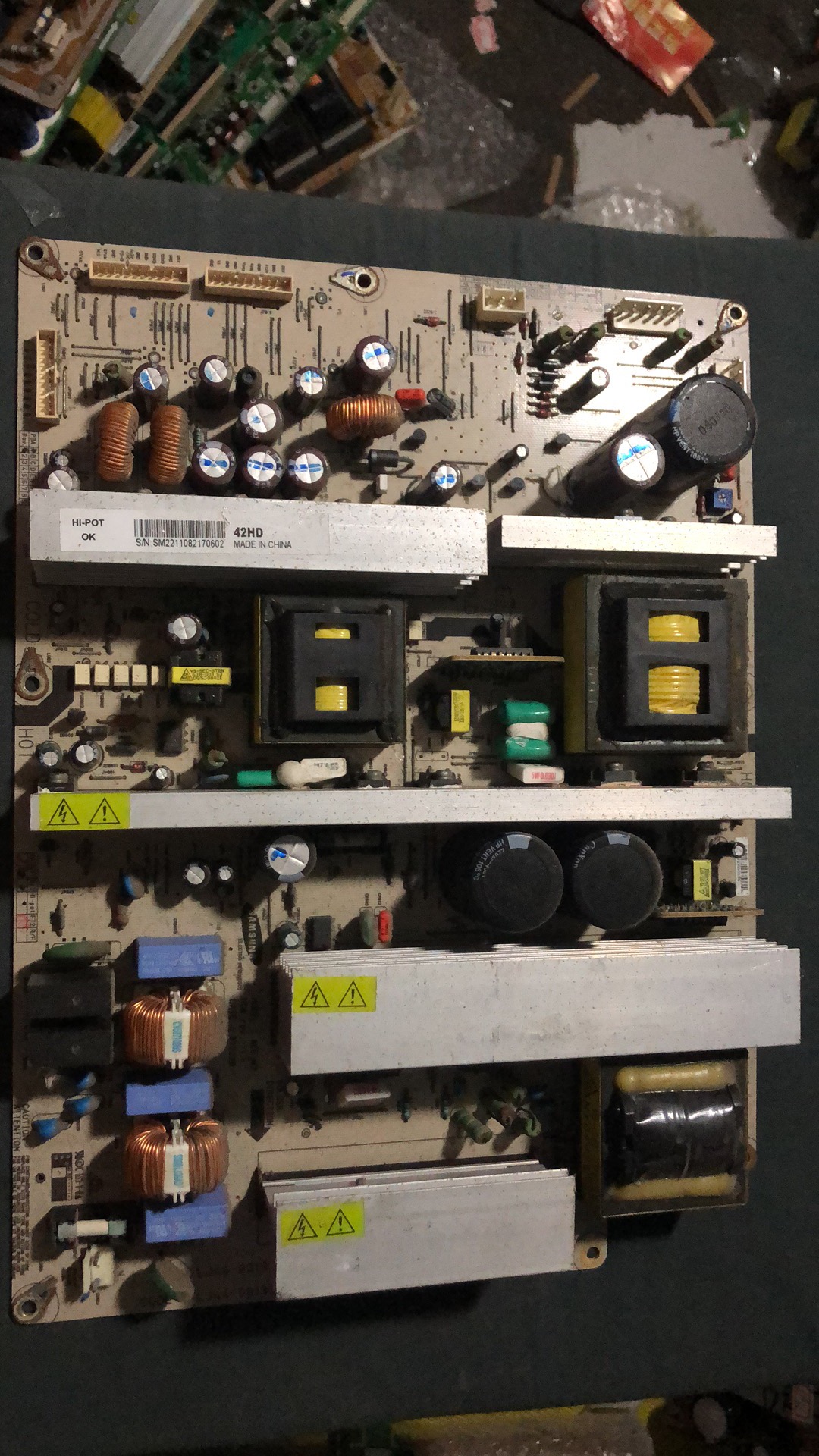 长虹PT42700NHD PT426000NHD电源板PSPF561A01B LJ44-00133Ay3695