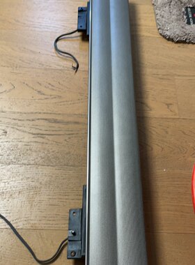 夏普电视机喇叭音箱。高音低音带箱体