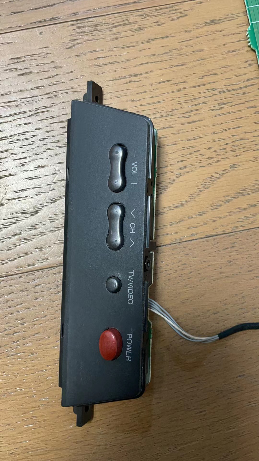 夏普LCD-32FX5 32BK7 37AX5 37BX5/6 46BK7按键板FD685WJ KD685