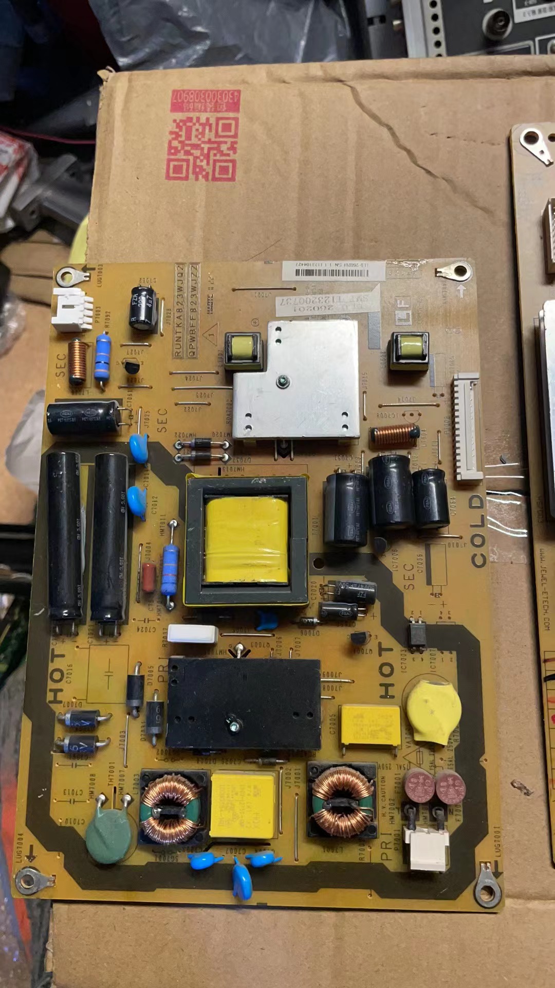 夏普LCD-26NX330A/NX430A智能电源板RUNTKA823WJQZ QPWBFF823WJZZ