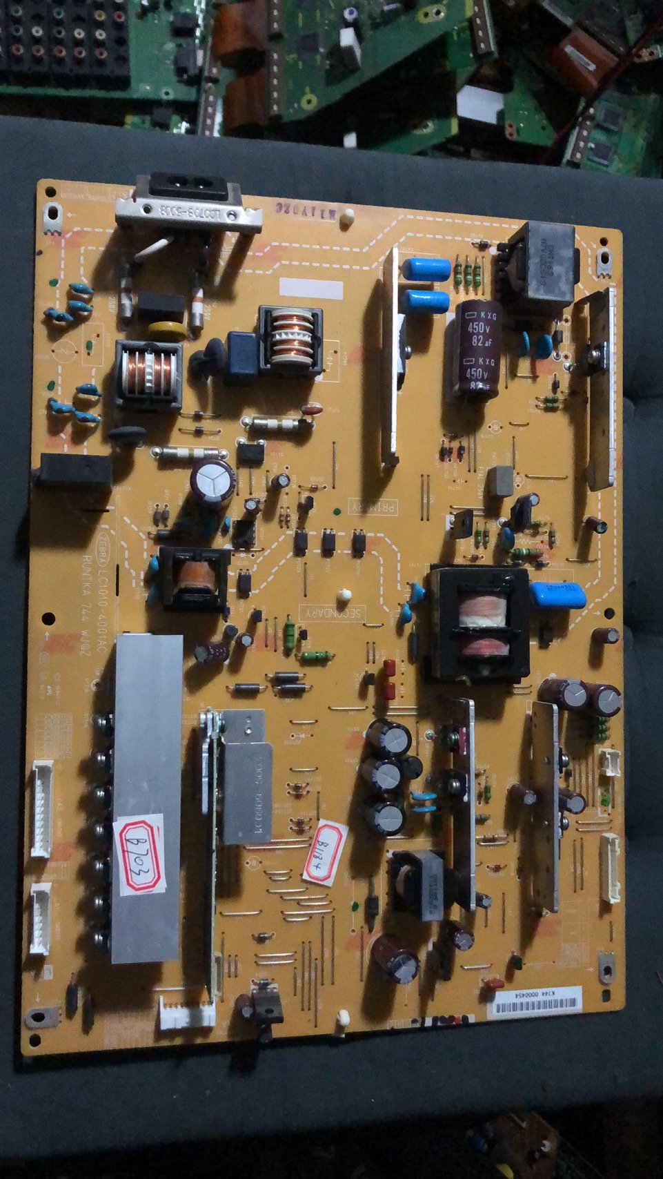 原装夏普40LX620A电源板 RUNTKA744WJQZ