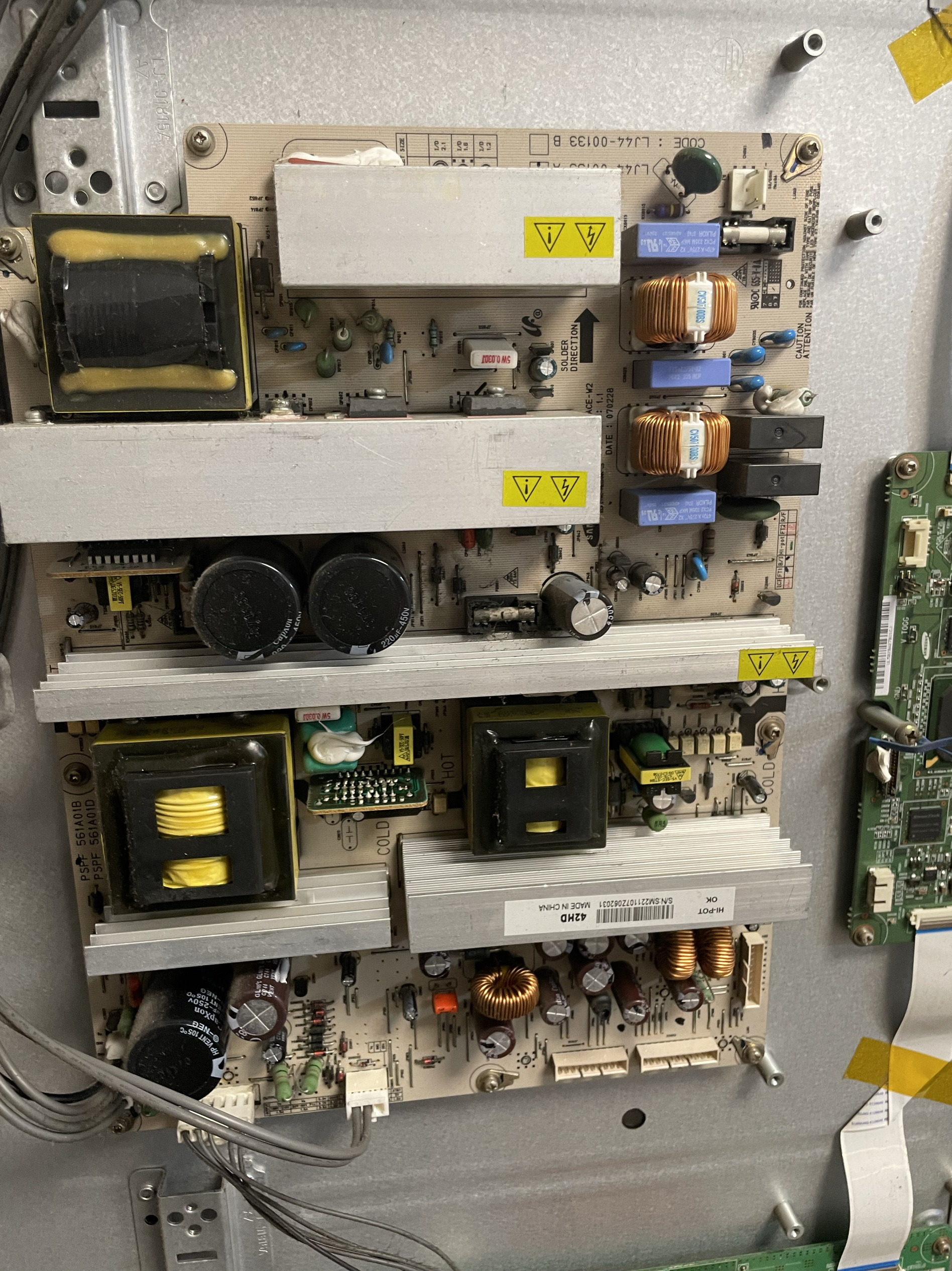 原装拆机件. PT42600NHD 电源板 PSPF561A01B LJ44-00133A