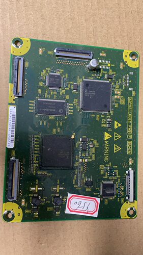 日立P32E102C逻辑板32PH3-L0GIC JP65191 JA31103
