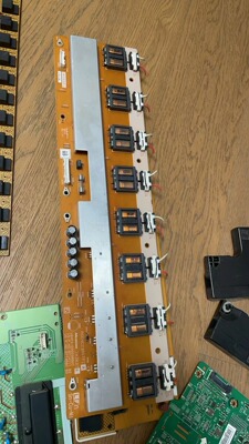 原装RDENC2300TPZA IM3837 A高压板夏普LCD-37BX5 37BX6背光板