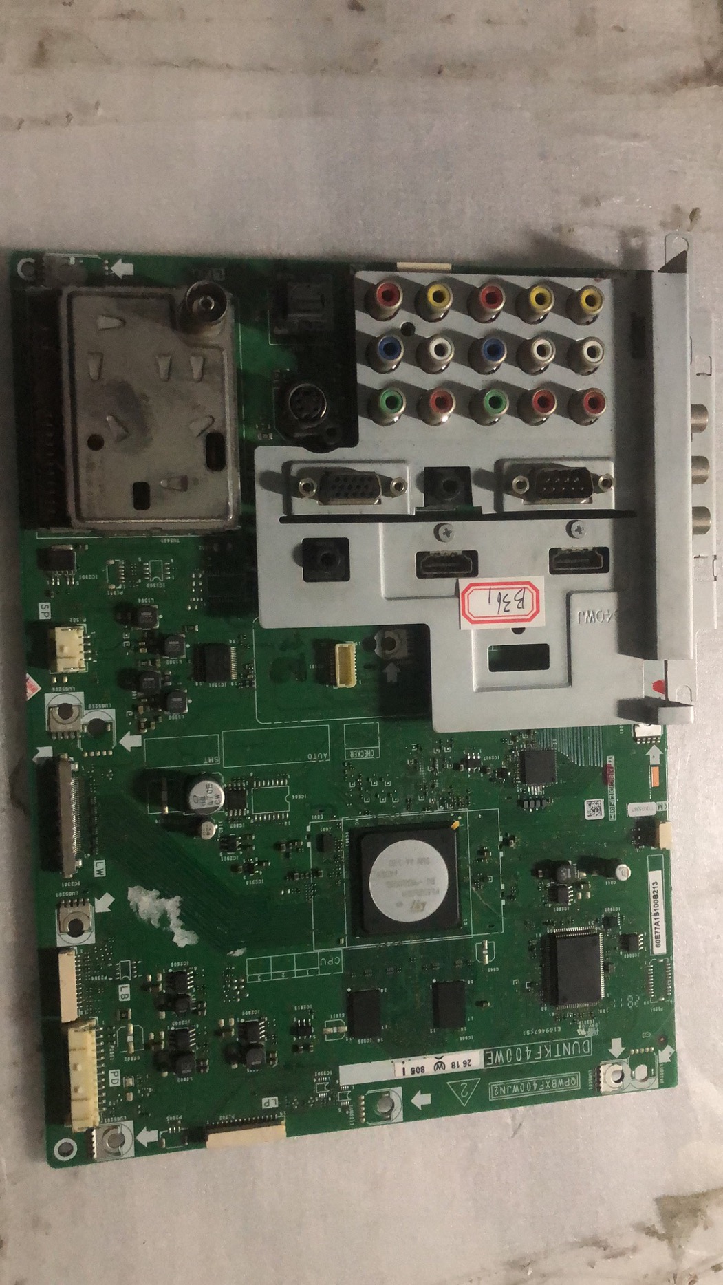 测 LCD-60E77A主板QPWBXF400WJN2 屏LK600D3GW100