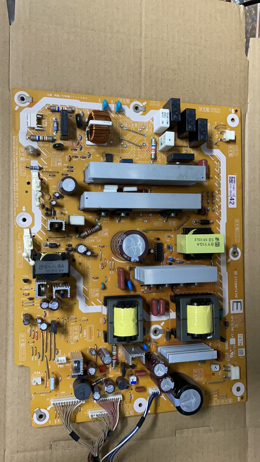 原装松下TH-P42S10C/46S10C 电源板NPX747MF-1A ETX2MM747MF 实拍