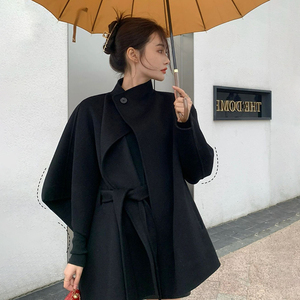 赫本风高定款设计感斗篷呢子大衣短款冬季魔女穿搭暗黑系毛呢外套